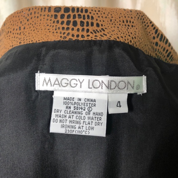 NWT Maggie London Faux Suede Snake Print Jacket 4 - Picture 6 of 7